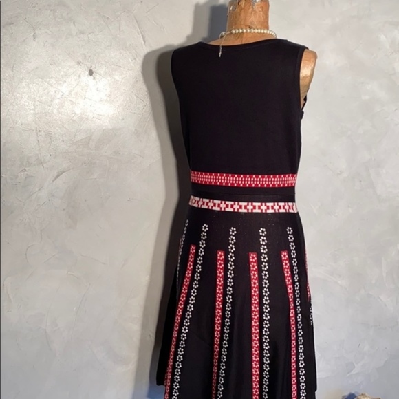 NWT Modcloth Retro Print Fit & Flare Sweater Dress - Picture 4 of 6